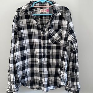 Girls Black and White Plaid Top Size 7-8 SO